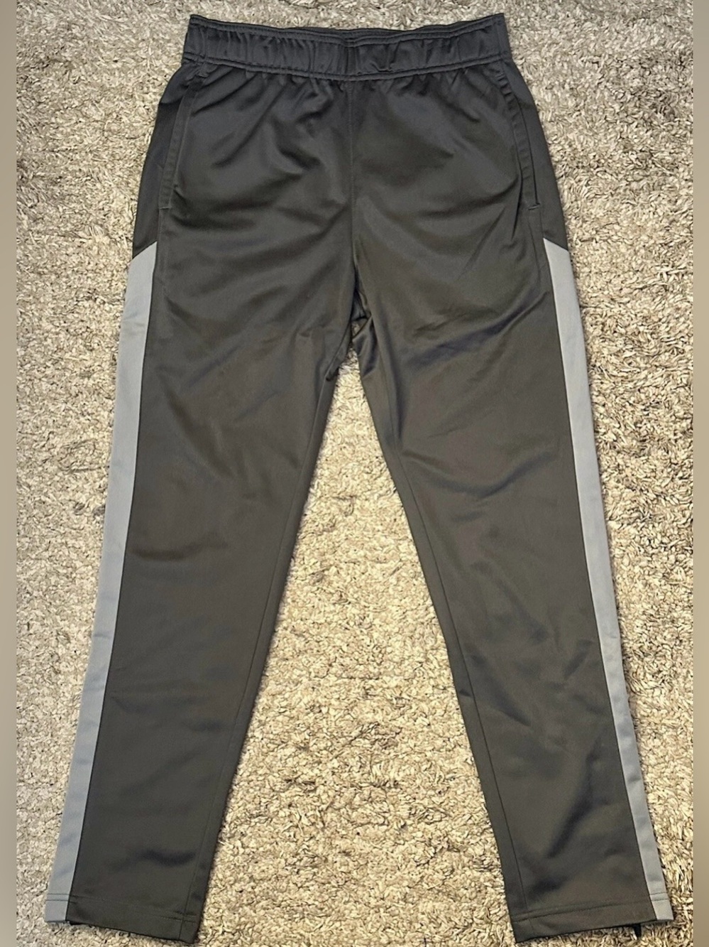 Xersion Men’s Size S Gray Quick-Dri Elastic Waist Tapered Activewear Pants NWOT